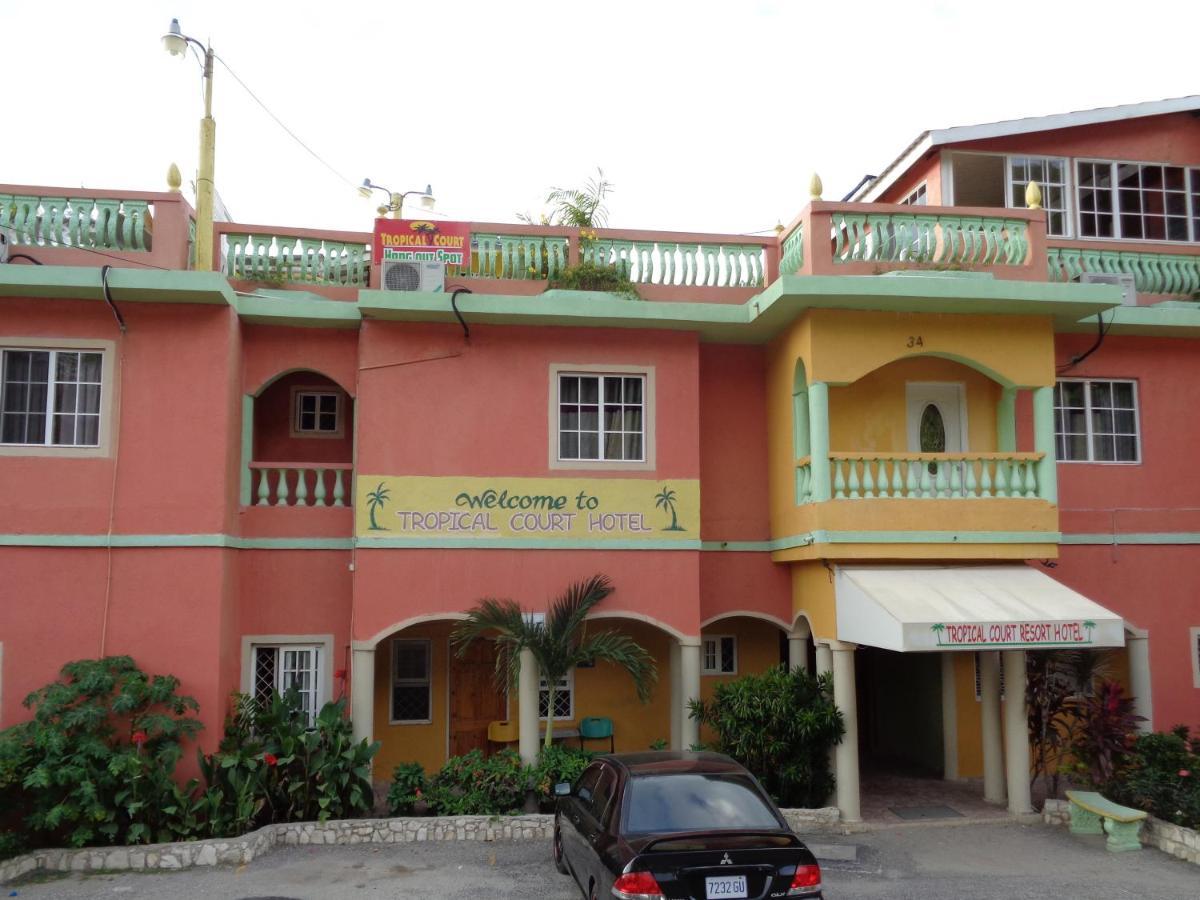 Tropical Court Hotel Montego Bay Exterior foto